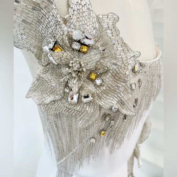 Oscar de la Renta Crystal Beaded Flower Strapless Gown Long Dress - Picture 13 of 17